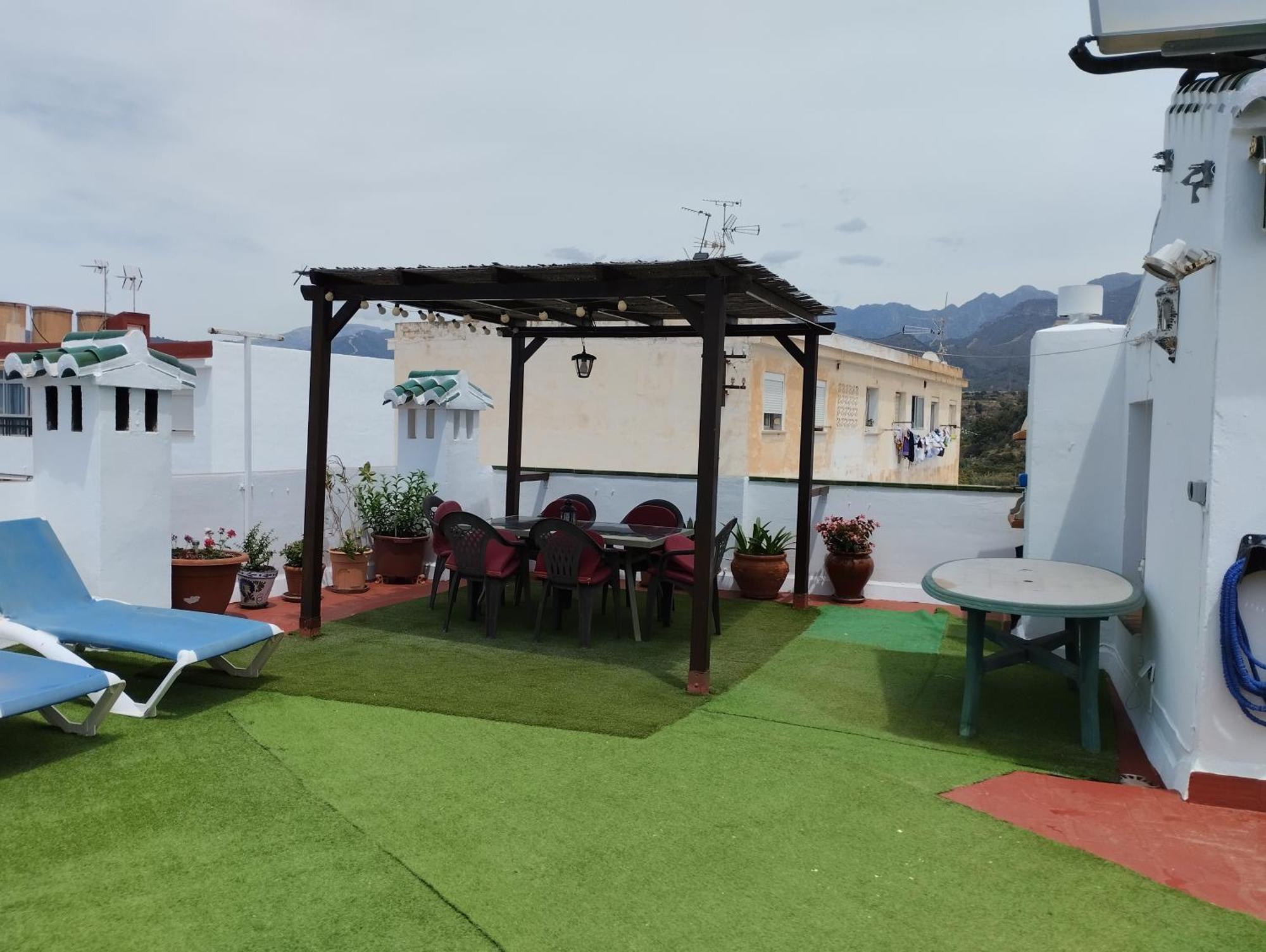 Casa Con Terraza Privada Villa Нерха Екстериор снимка